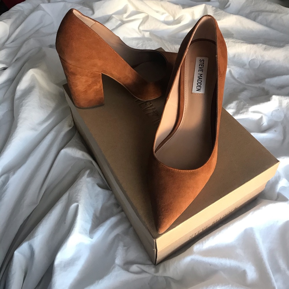 Steve Madden Symboll Block-Heel Pumps